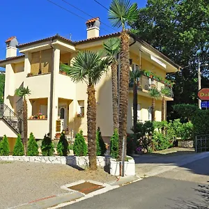 With A Parking Space Opric, Opatija - 7728 Apartman