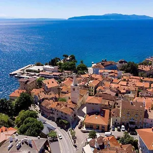 Juric Apartman