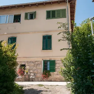 Tomic A-5 Apartman